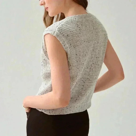 Light Grey Women's Casual Blend Gray Button Trimmed Sweater Vest - Picture 2 of 8